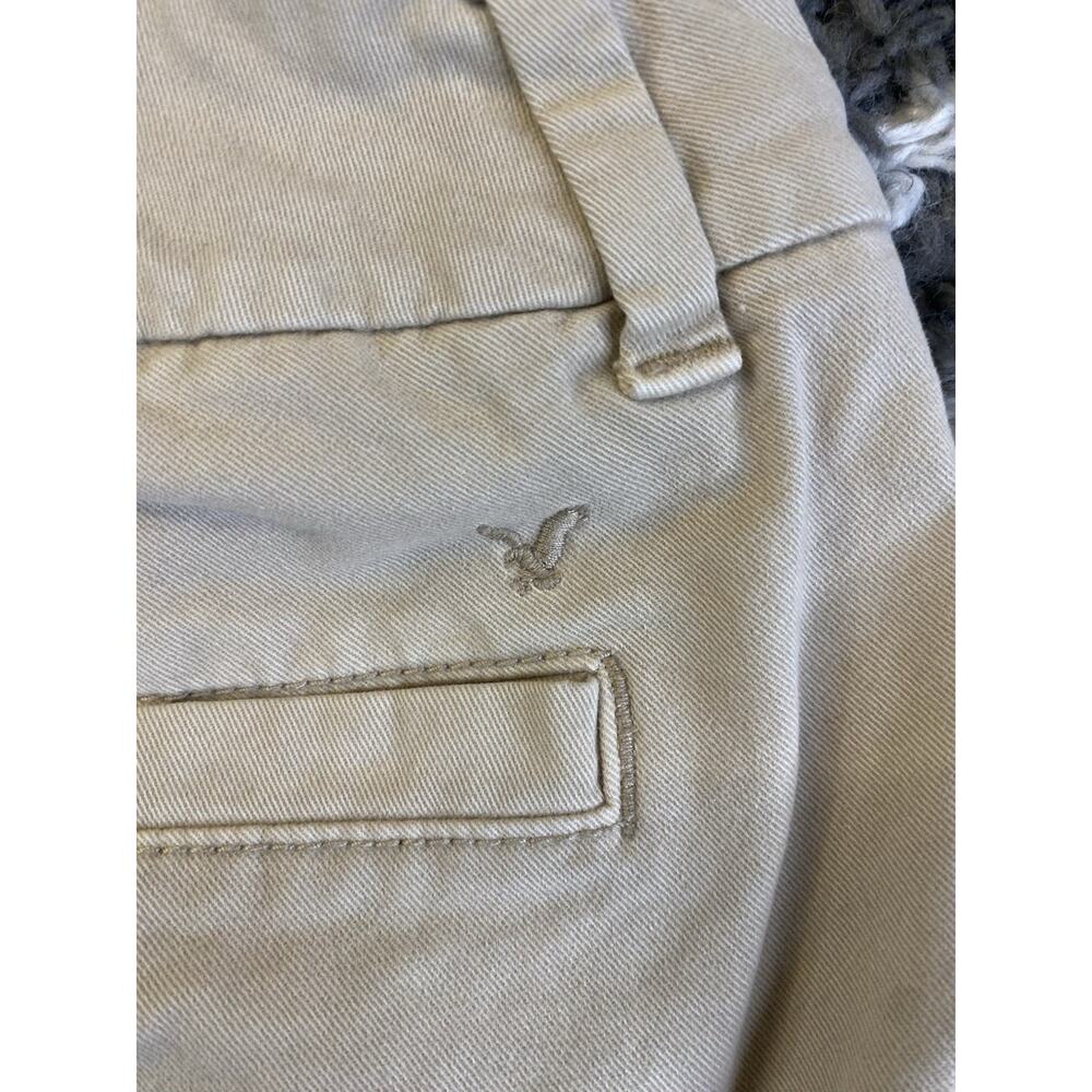 American Eagle Outfitters Chino Shorts Beige Cotton Stretch Pockets Size 8 - Picture 8 of 11